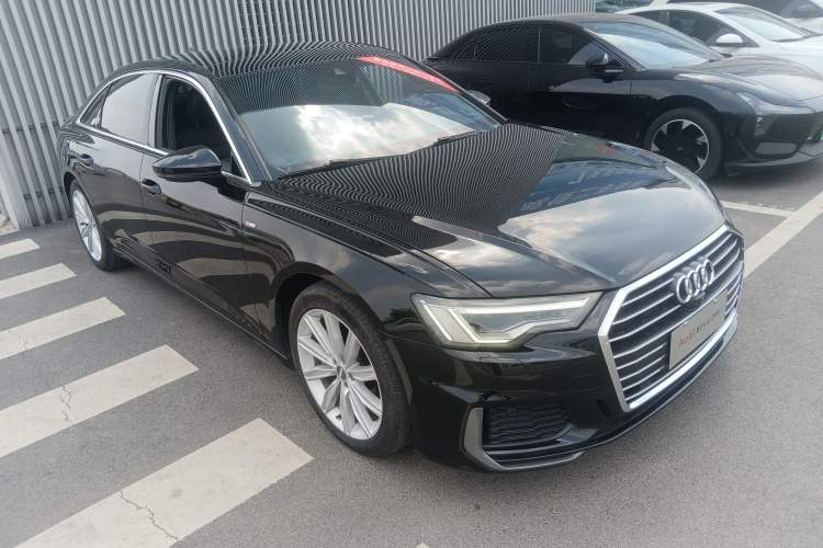 Used Audi A6L 2021 45 TFSI Prestige Dynamic Edition Front Right 45 Deg