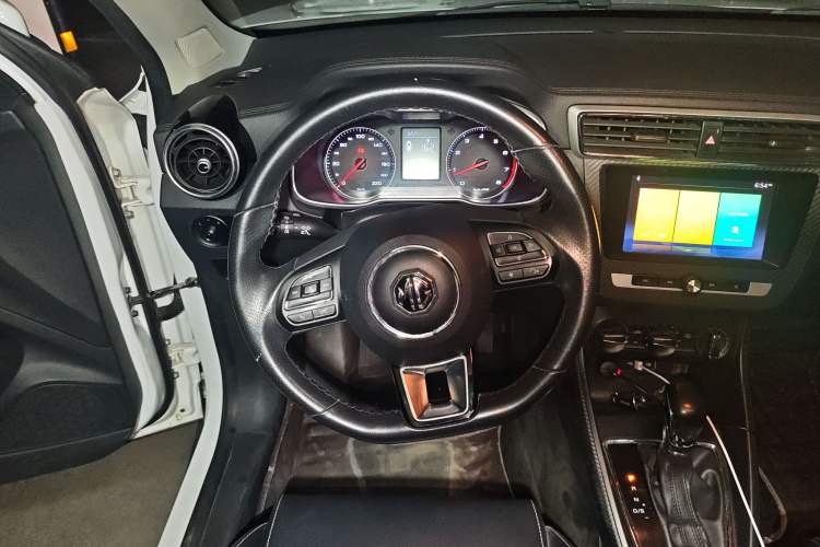 Used MG ZS 2017 1.5L Automatic Luxury Edition
