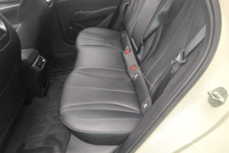 Used BYD Seal 06 New Energy 2025 DM-i Smart Drive 120KM Deluxe Model