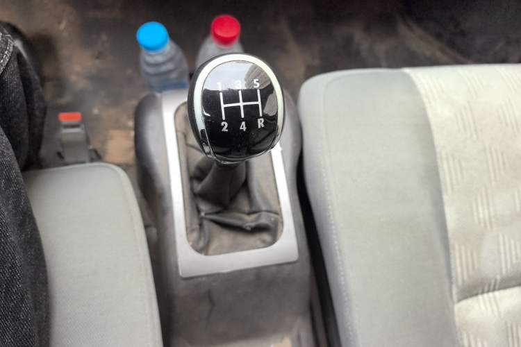 Used Wuling Rongguang 2011 1.2L Base Version Gear Lever