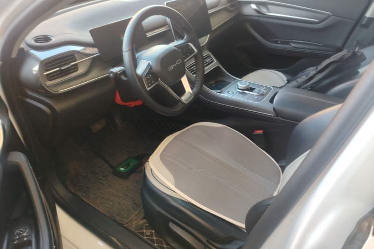 Used BYD Destroyer 05 2024 HONOR Edition DM-i 55KM Luxury Model
