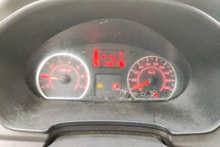 Used Wuling Hongguang V 2022 1.5L Jingqu Version Hydraulic Power Steering LAR Instrument Cluster