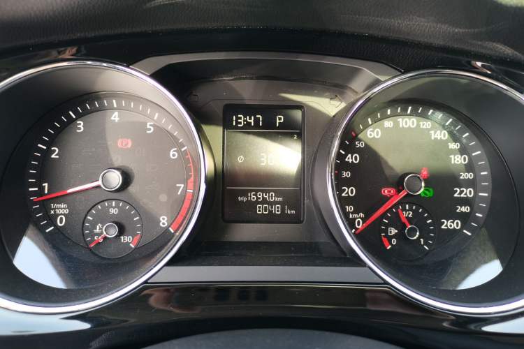 Used Volkswagen Sagitar 2017 230TSI Automatic Comfort Version