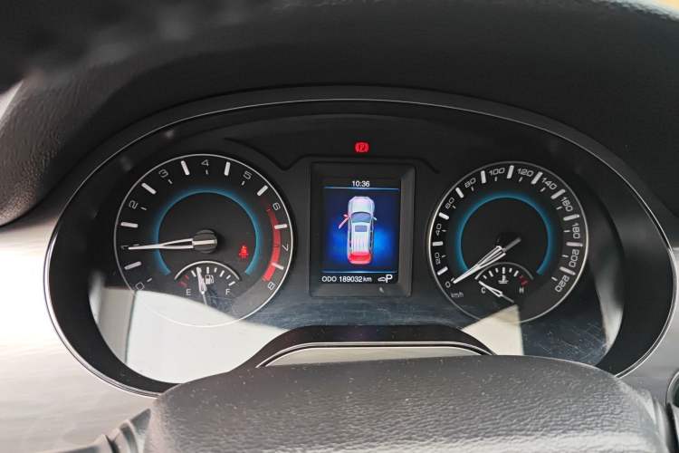 Used Haval H2 2017 Red-Label 1.5T Automatic Two-Wheel Drive Luxury Model Instrument Cluster