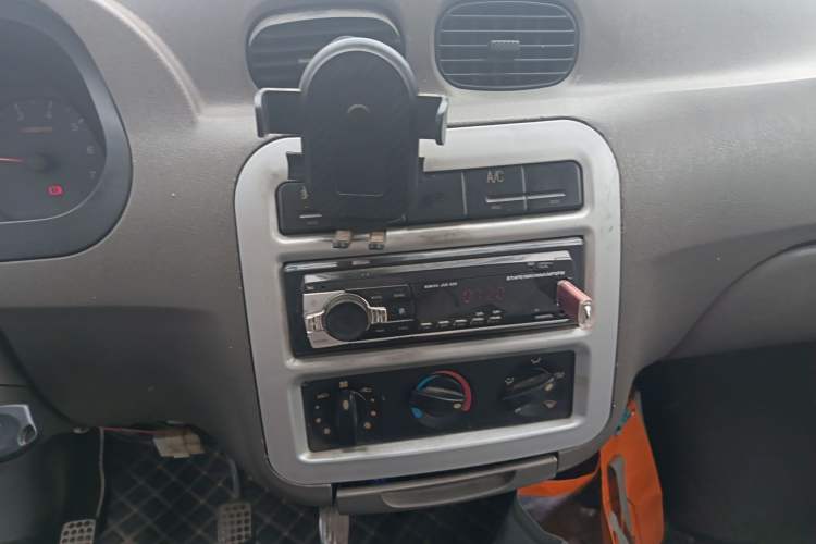 Used Wuling Zhiguang 2010 1.1L New Standard Version I Long Body LXA
