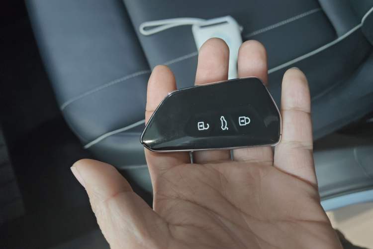 Used Volkswagen ID.4 X 2025 Smart Version Pure & Intelligent Enjoyment Edition
