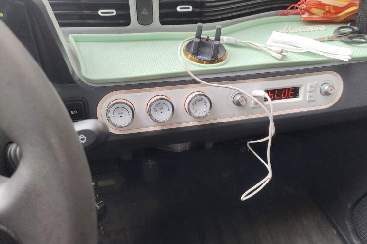 Used Wuling Hongguang MINIEV 2021 Macaron Fashion Model Lithium Iron Phosphate