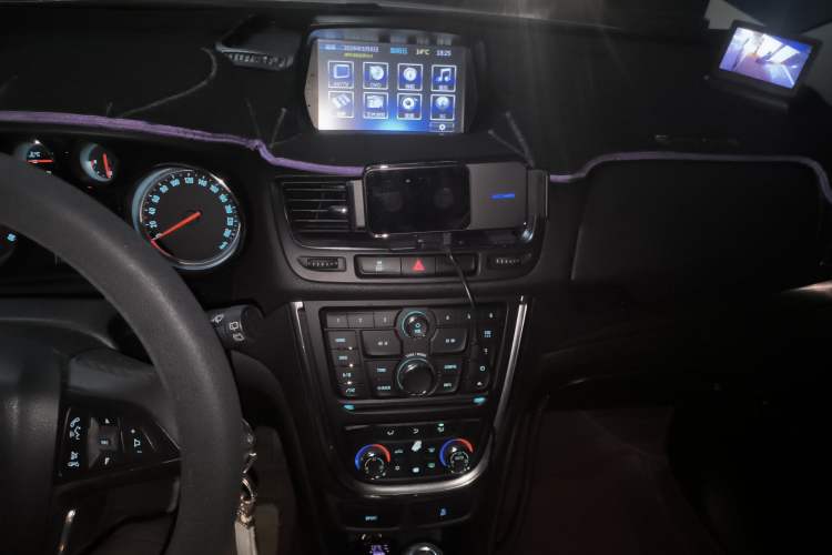 Used Buick Encore 2015 1.4T Automatic Two-Wheel Drive Urban Leading Model
