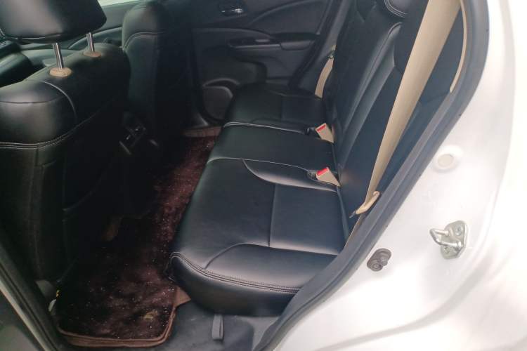 Used Honda CR-V 2015 2.0L two-wheel drive Fashion Edition Left Rear Seat