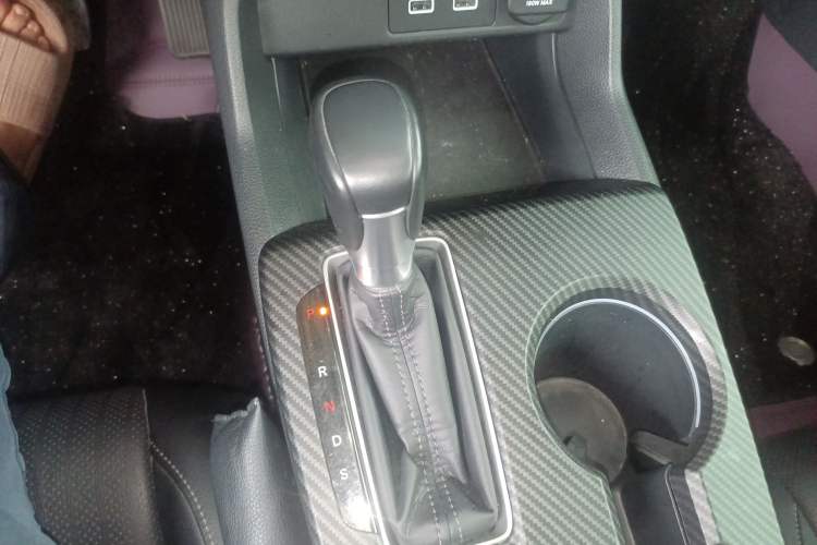 Used Honda Integra 2023 240TURBO CVT Luxury Edition Gear Lever