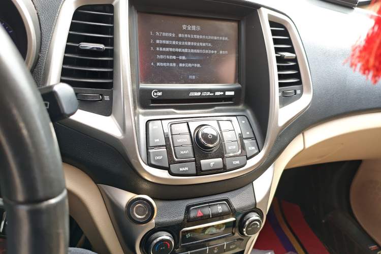 Used CHANGAN Eado 2015 1.6L Manual Luxury Model China IV Standard