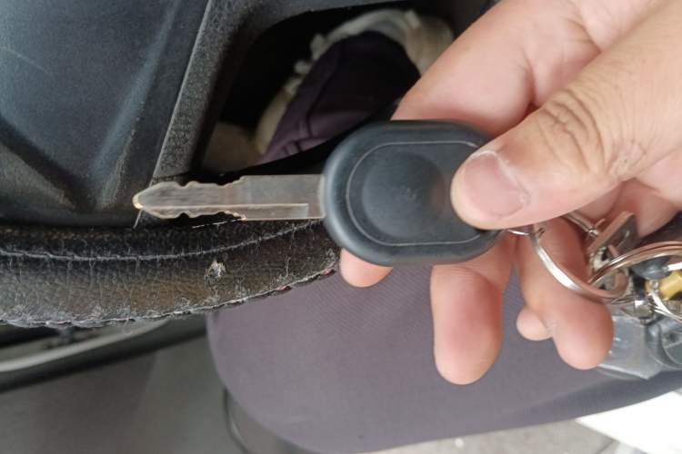 Used Wuling Hongguang 2015 1.2L S Base Model China IV Vehicle Key