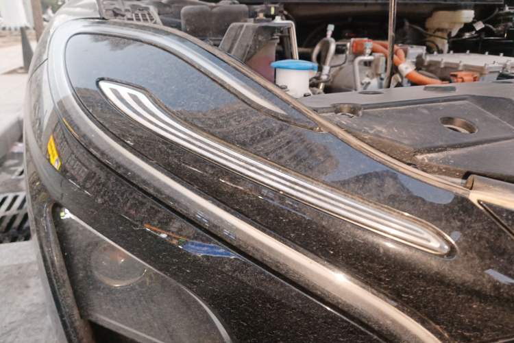 Used Hongqi E-QM5 2022 431 km Charge & Enjoy Edition Right Front Headlight