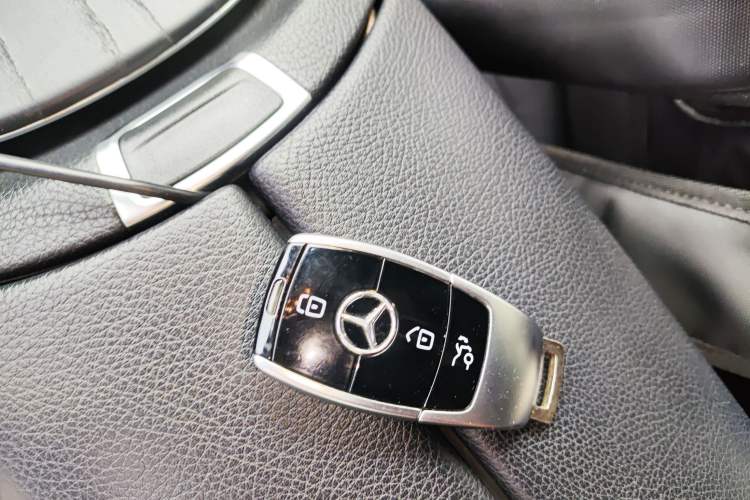 Used Mercedes-Benz E-Class (Import) 2019 E 300 Coupe
