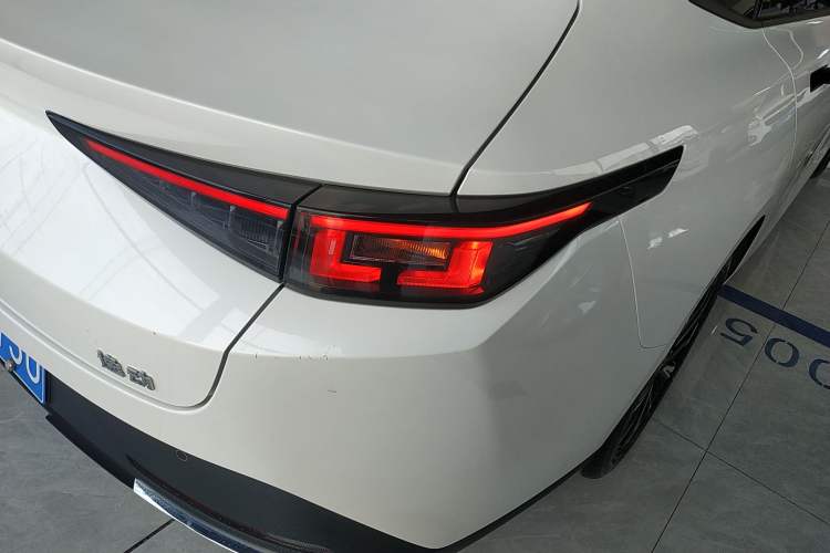 Used CHANGAN Eado 2024 1.5T GDI Automatic Prestige Edition