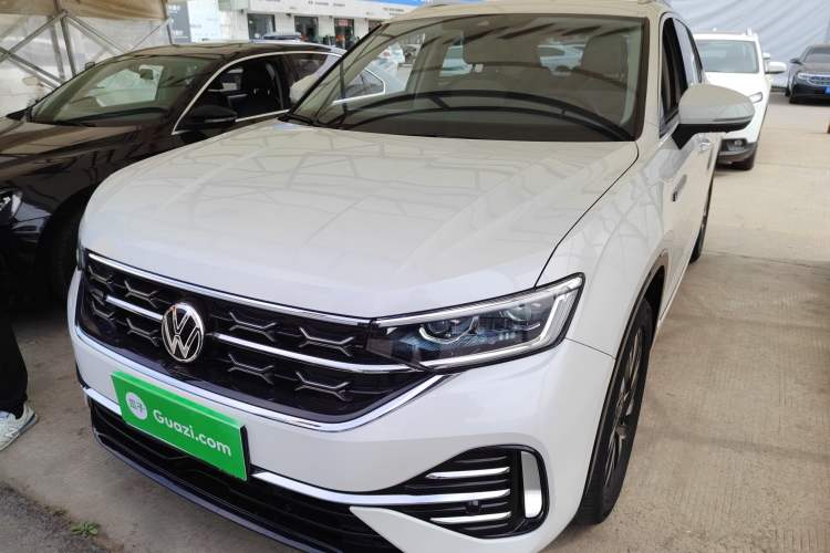 Used Volkswagen Tayron 2023 Revised Version 380TSI All-Wheel Drive R-Line High-Energy Edition