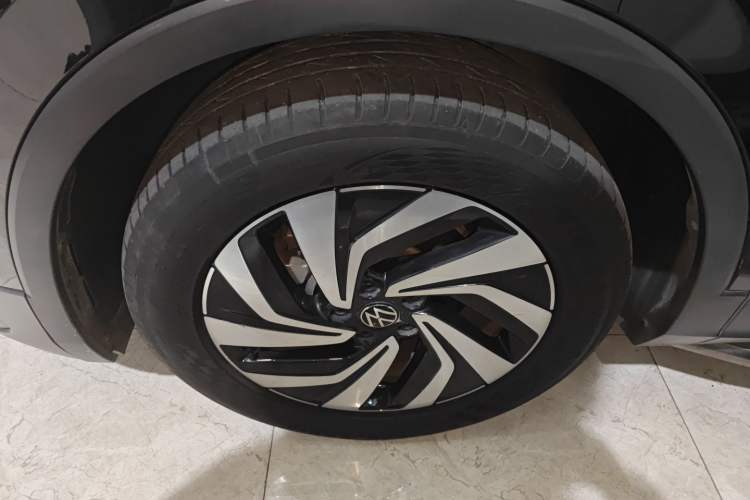 Used Volkswagen Tiguan L 2022 330TSI Automatic Two-Wheel Drive Smart Edition