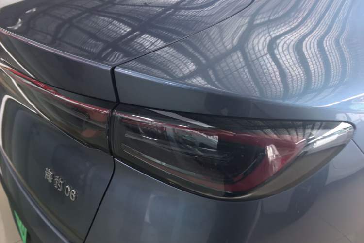 Used BYD Seal 06 New Energy 2024 DM-i 80KM Prestige Model Right Rear Taillight