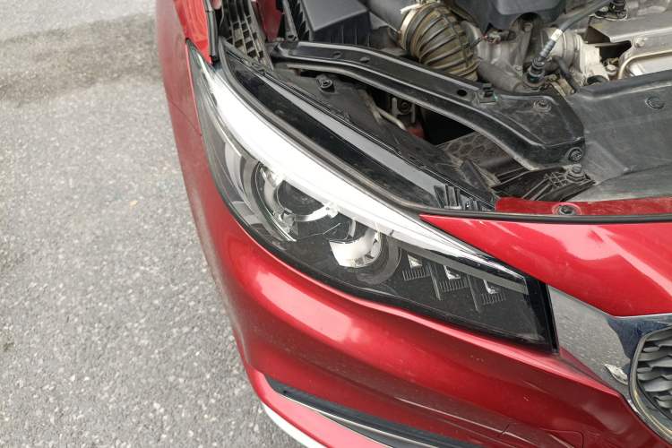 Used MG 6 2017 20T Automatic Luxury Smart Connect Version China V Standard Right Front Headlight