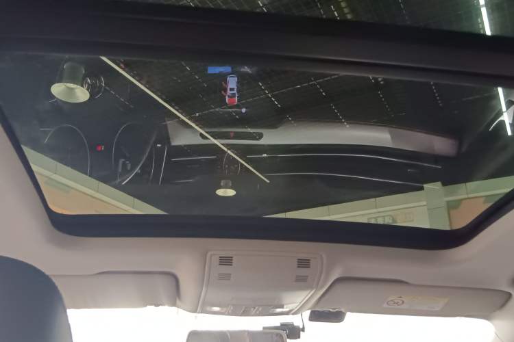 Used Volkswagen Magotan 2018 280TSI DSG Comfort Model Headliner