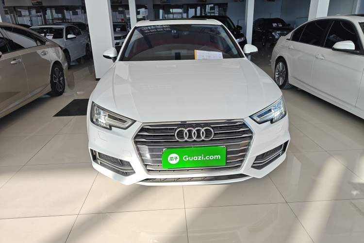 Used Audi A4L 2019 40 TFSI Ambition China VI