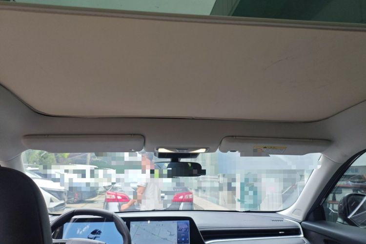 Used Venucia V DD-i 2023 110km iT Version