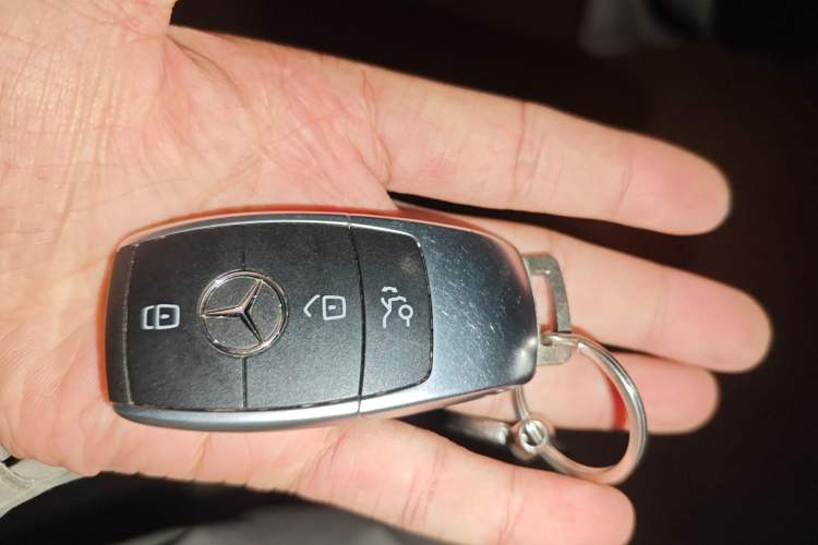 Used Mercedes-Benz GLC 2020 Facelift GLC 300 L 4MATIC Dynamic Edition
