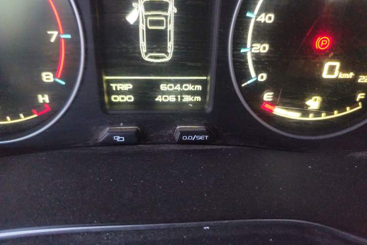 Used Geely Auto Vision X6 2016 1.8L Manual Luxury Model
