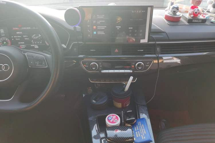 Used Audi A4L 2022 40 TFSI Luxury Dynamic Model