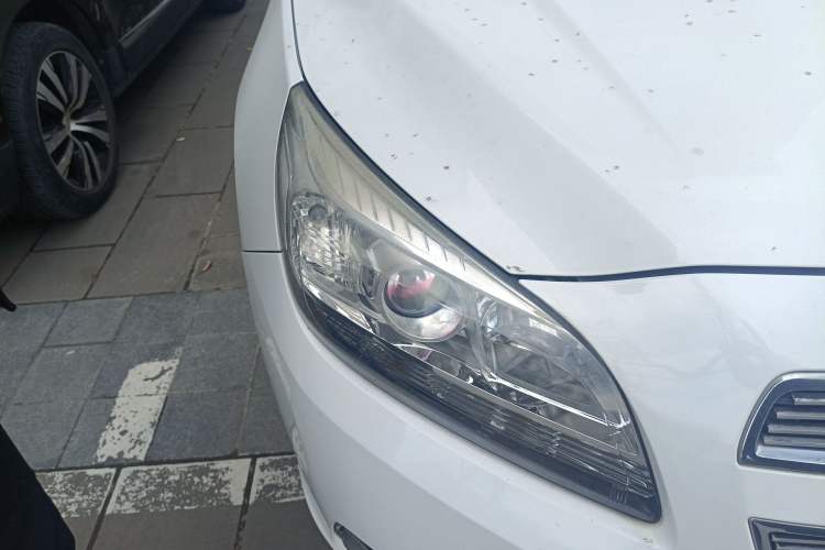 Used Chevrolet Malibu 2013 2.0L Automatic Luxury Edition Right Front Headlight