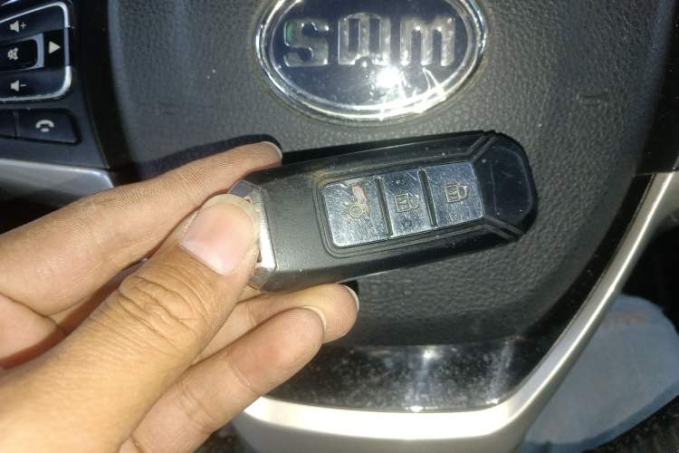 Used SWM X7 2016 1.5T Manual Luxury Edition 7 Seats
