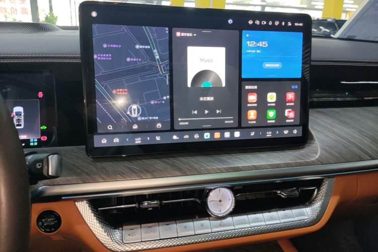 Used Tank 500 New Energy 2024 Hi4-T Audio And AC Panel