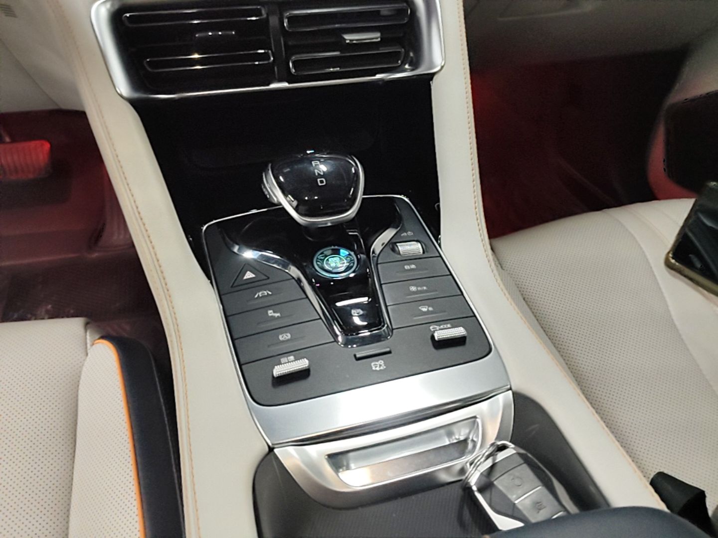 BYD Song PLUS New Energy 2021 EV Flagship Model — снимка 16