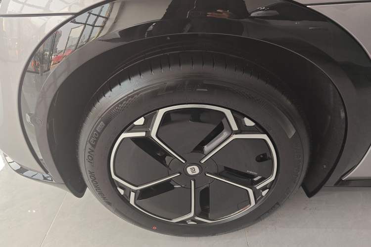 Used Xiaomi Auto YU7 2025 Ultra-Long Range Rear-Wheel Drive Version