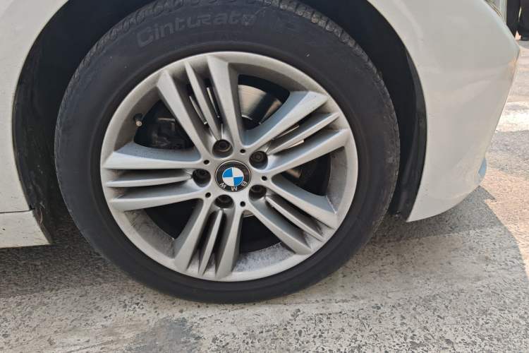 Used BMW 3 Series 2017 320Li Fashion Model
