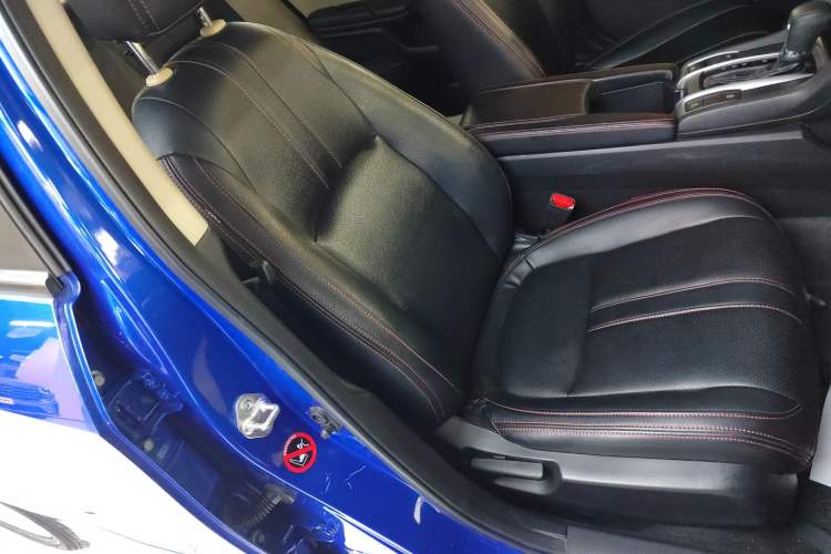 Used Honda Civic 2016 180TURBO CVT Comfort Version Right Front Seat