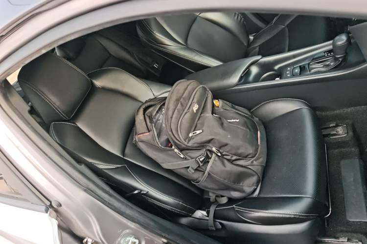 Used Toyota IZOA 2022 Dual-Motor 2.0L Yi Xing Edition
