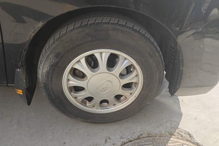 Used JAC Refine M4 2021 2.0L Manual Comfort Edition Right Front Wheel Hub