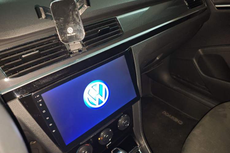 Used Volkswagen C-TREK 2018 1.5L Automatic Luxury Edition