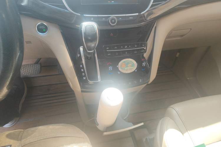 Used Buick GL8 2017 ES 28T Luxury Model China V Standard
