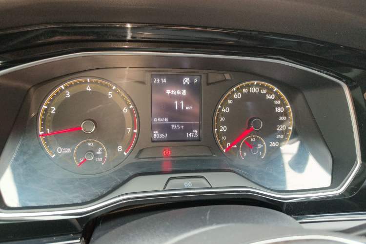 Used Volkswagen Sagitar 2020 200TSI DSG Comfort Version China VI Standard Instrument Cluster