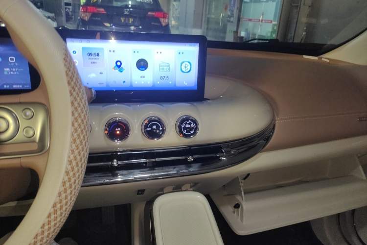 Used Wuling Bingo 2025 333 km Lingxi Connected Version
