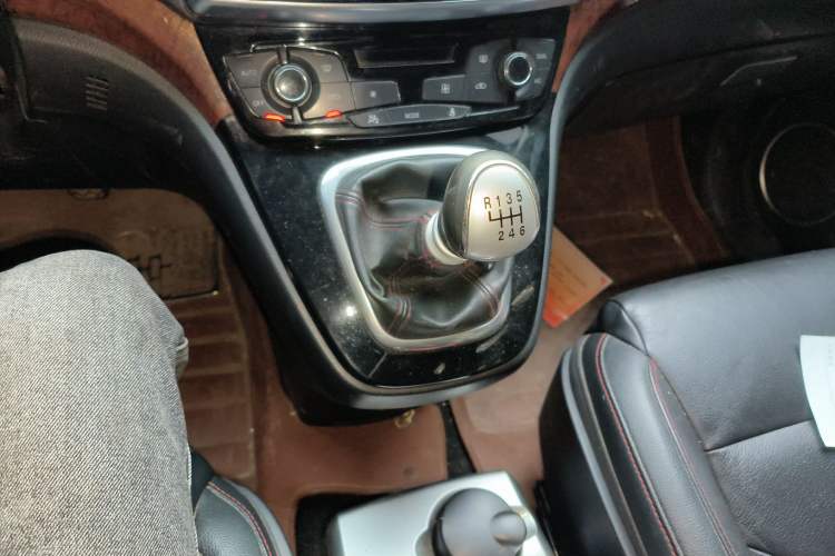 Used Haval H6 2014 Sport Version 1.5T Manual Two-Wheel Drive Elite Edition