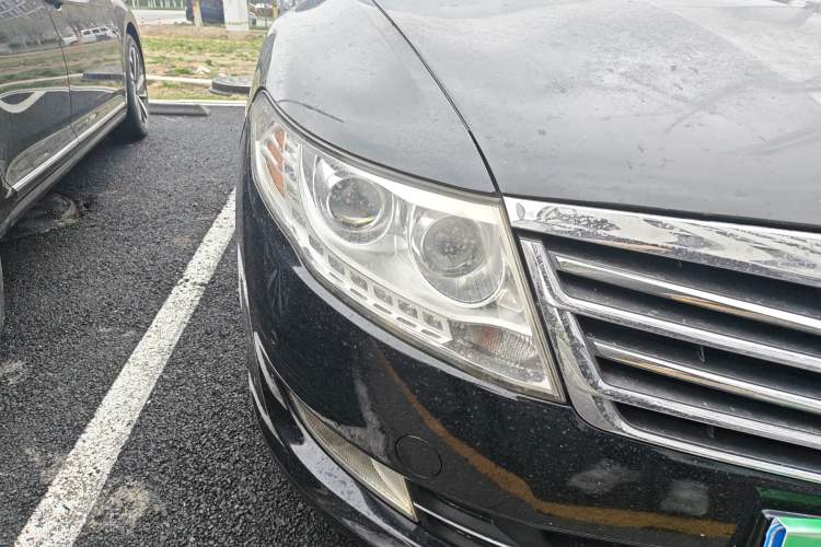 Used GAC Trumpchi GA5 2012 2.0L Automatic Elite Edition Right Front Headlight