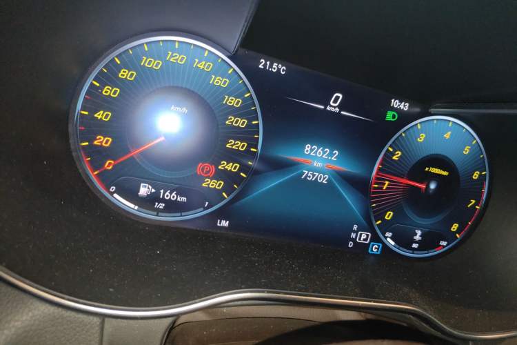 Used Mercedes-Benz GLC 2020 Facelift GLC 260 L 4MATIC Luxury Edition
