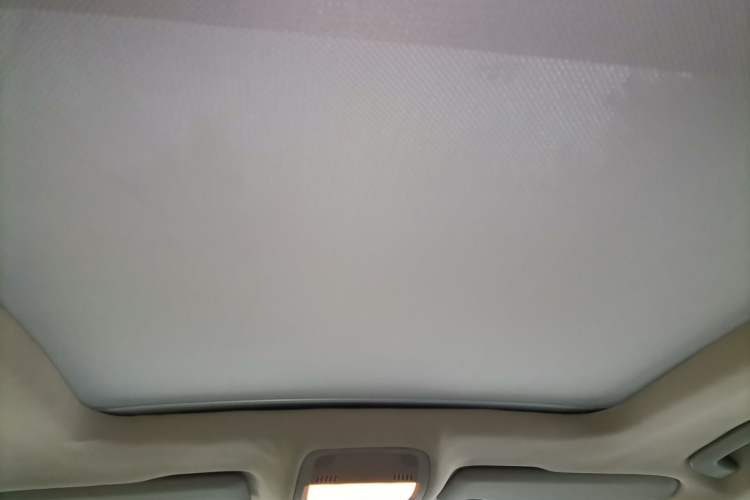 Used Audi Q5 2010 2.0TFSI Comfort Version Headliner
