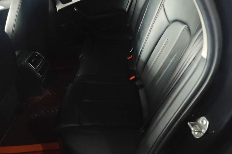 Used Audi A6L 2015 TFSI Millionth Anniversary Intelligent Model Left Rear Seat