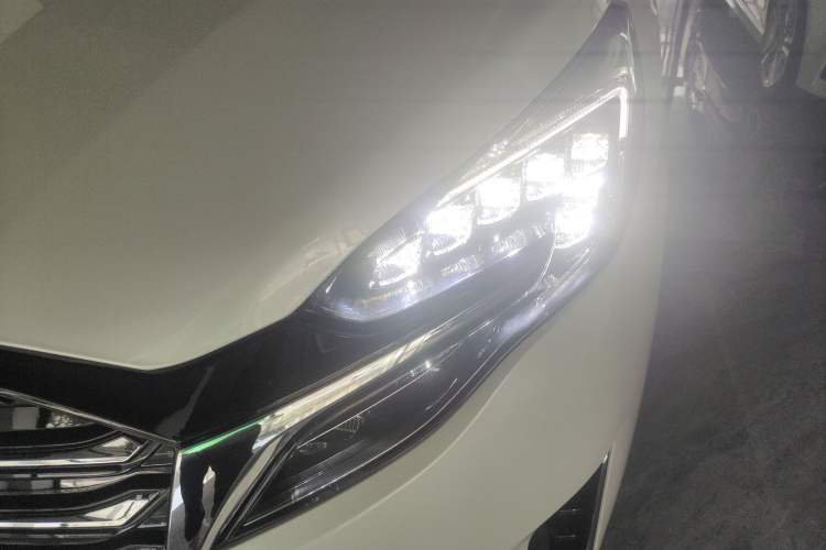 Used Buick GL8 2023 ES Lu Zun Comfort Model