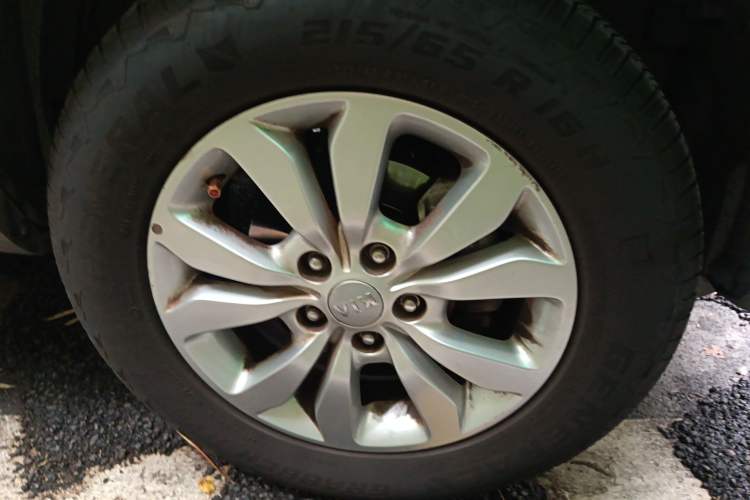 Used Kia Sportage 2013 2.0L Automatic Two-Wheel Drive GL Trim
