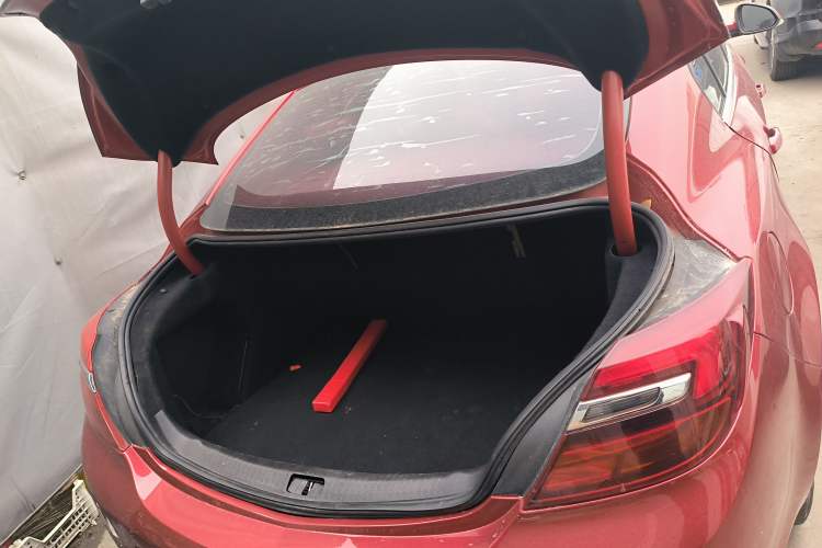 Used Buick Regal 2015 2.0L Leading Fashion Edition